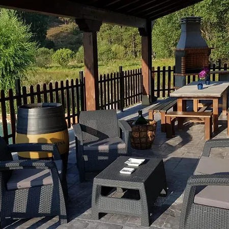 La Puerta Del Rio Lobos *