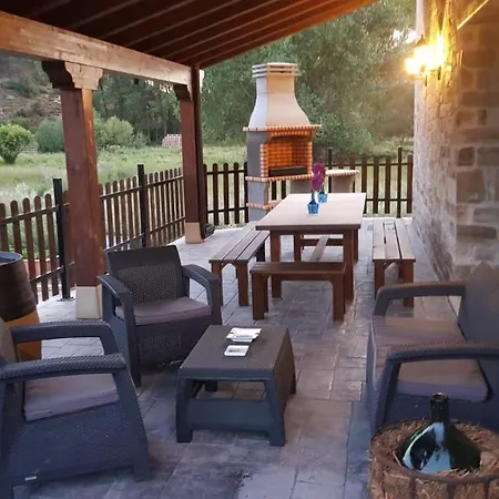La Puerta Del Rio Lobos Ferienhaus *