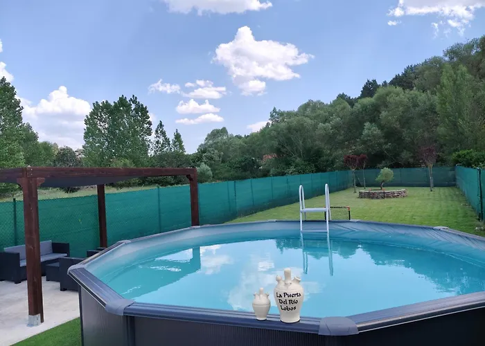 La Puerta Del Rio Lobos 펜션