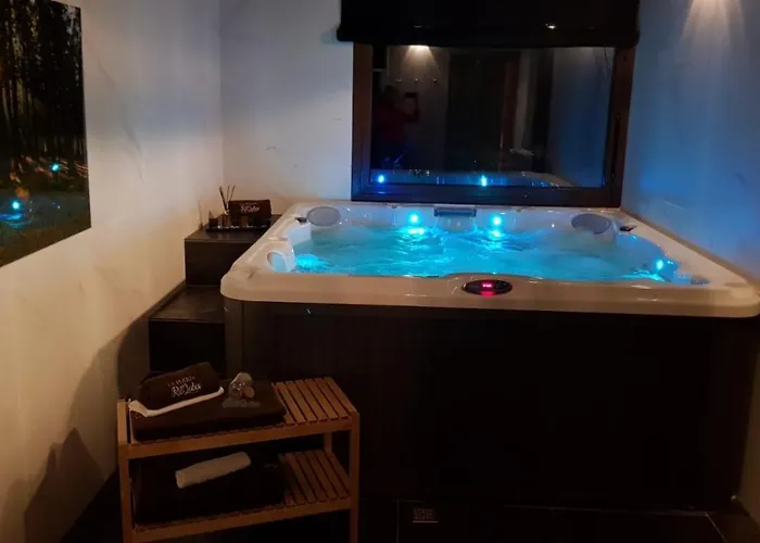 펜션 La Puerta Del Rio Lobos San Leonardo de Yagüe