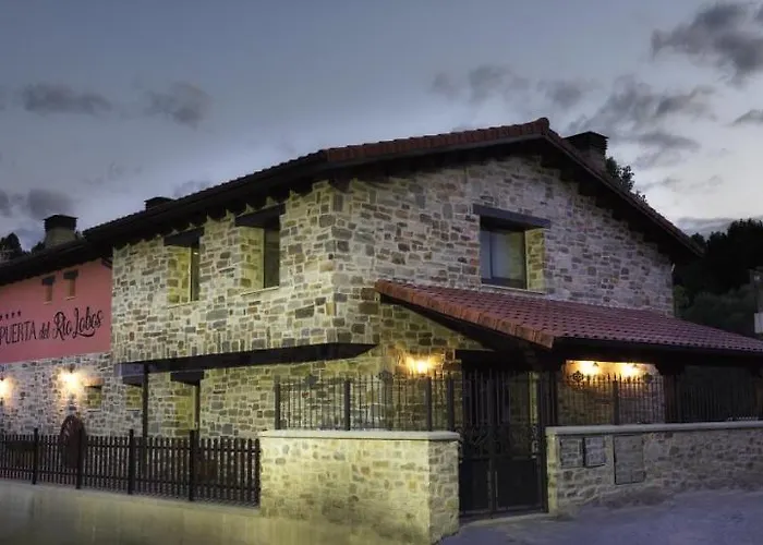 La Puerta Del Rio Lobos 펜션