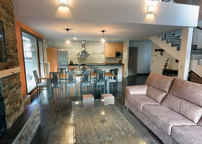 La Puerta Del Rio Lobos *