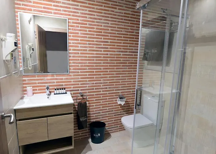 펜션 La Puerta Del Rio Lobos San Leonardo de Yagüe