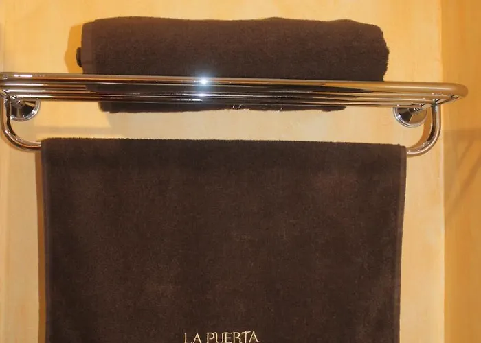 펜션 La Puerta Del Rio Lobos *