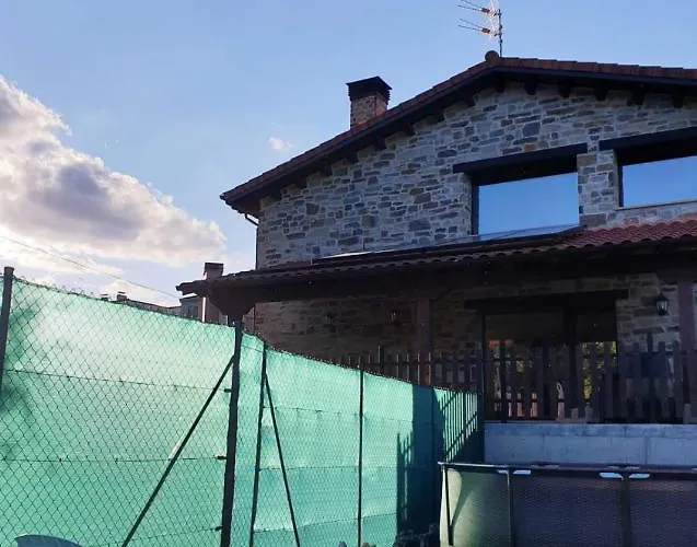 La Puerta Del Rio Lobos 펜션 *